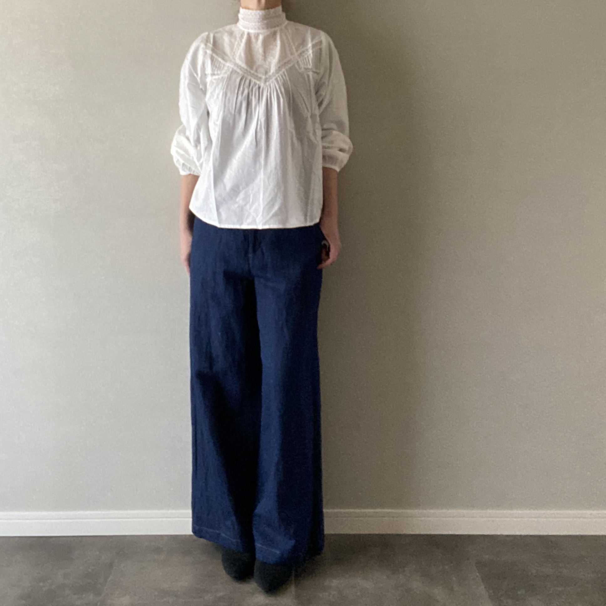 ブラウス ハイネック 刺繍＆レース ホワイト フリーサイズ 長袖【011113】